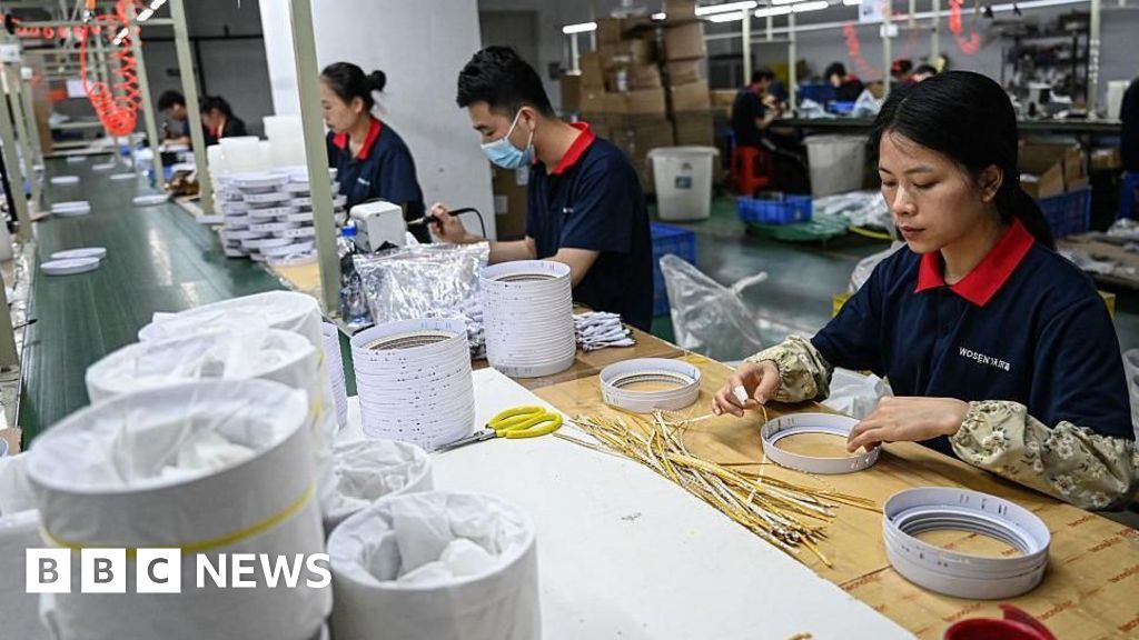 US and China agree to slash tariffs as trade war eases