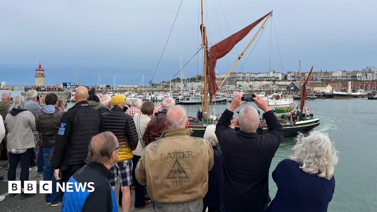 Little ships set sail for Dunkirk commemoration from Ramsgate