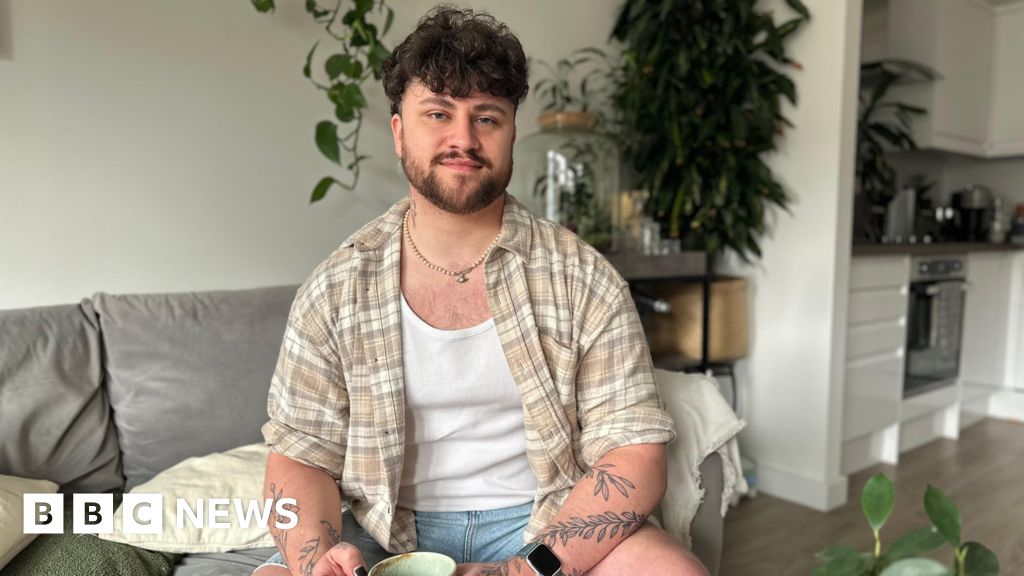 Gonorrhoea vaccine to be rolled out in England from August