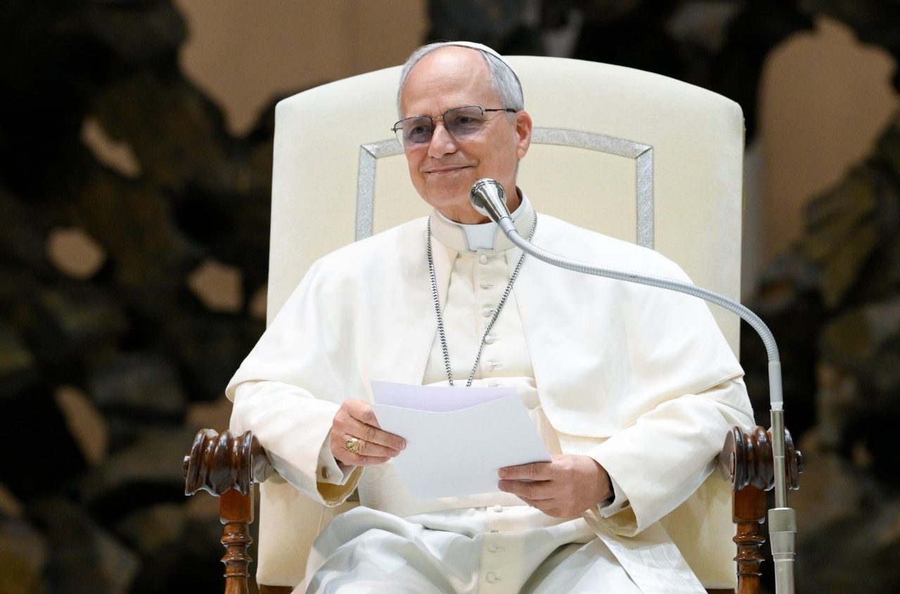Pope Leo XIV: News media should foster peace and disarm words
