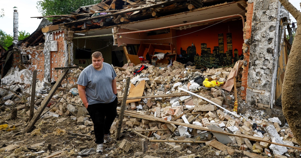 Trump backs off meeting with Putin, calls for direct Ukraine-Russia talks