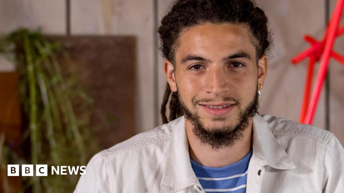 Grenfell guerrilla gardener leaves RHS over 'toxic relationship'